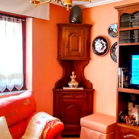 Apartment Charming In 74 M² With Mountain View Villamayor (Pilona)